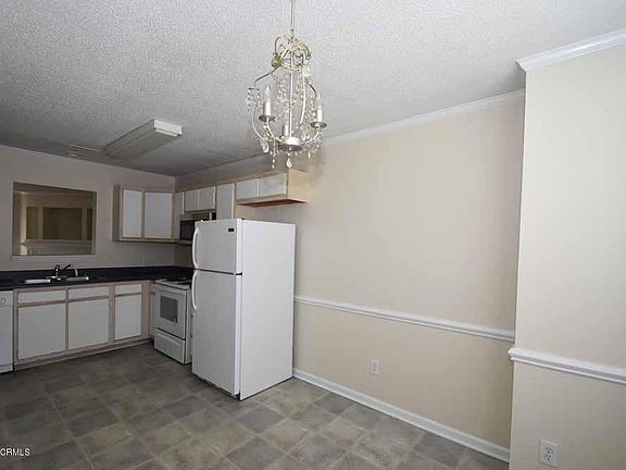 2nd image of 1232 Westridge Ct #B