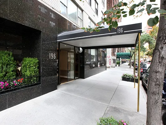 Sold by Sotheby's International Realty | media 12