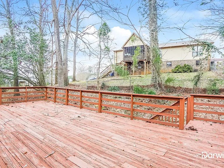 5704 Dorchester Way — Photo 15