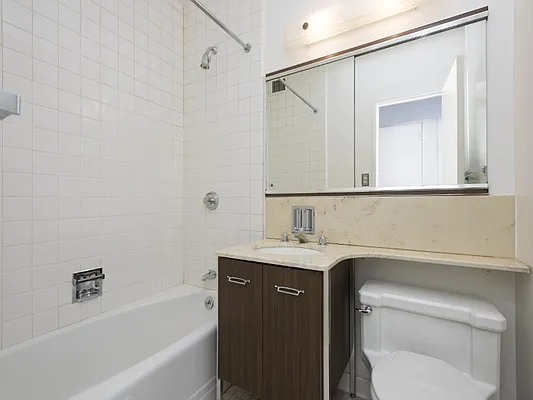 Sold by Sotheby's International Realty | media 28