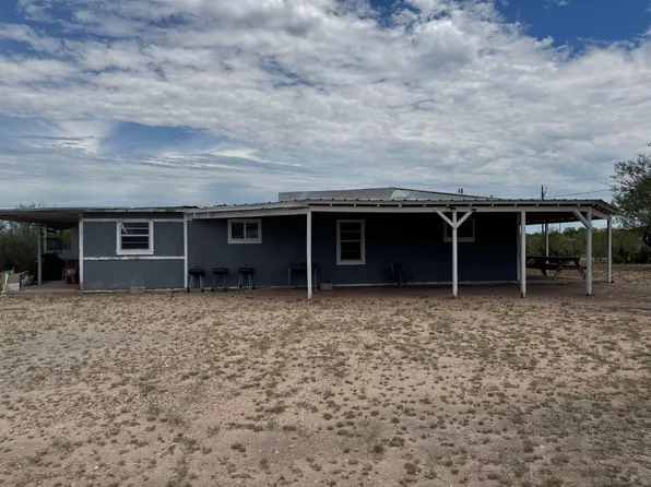 311 Los Arcos Rd, Laredo, TX 78043