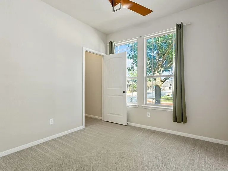 12508 Jen Ln — Photo 13