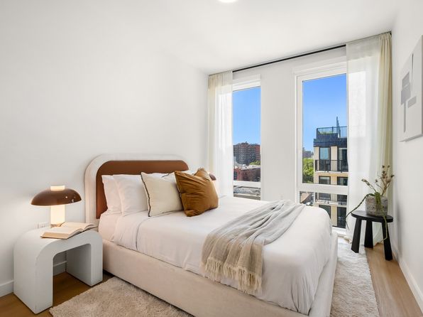 1042 Atlantic Ave #5A