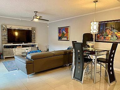 4th image of 4035 Palm Bay Cr #A