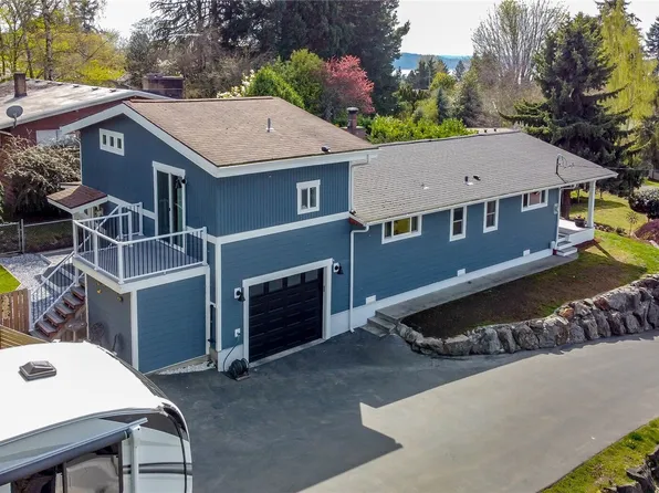 215 SW 183rd Street, Normandy Park, WA 98166