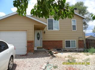 2060 Addison St, Colorado Springs, CO 80916