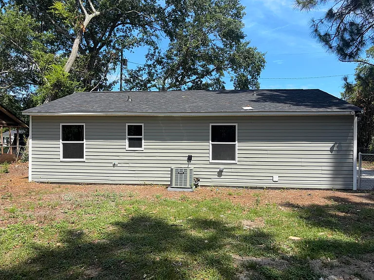 1822 Catalina Dr — Photo 23
