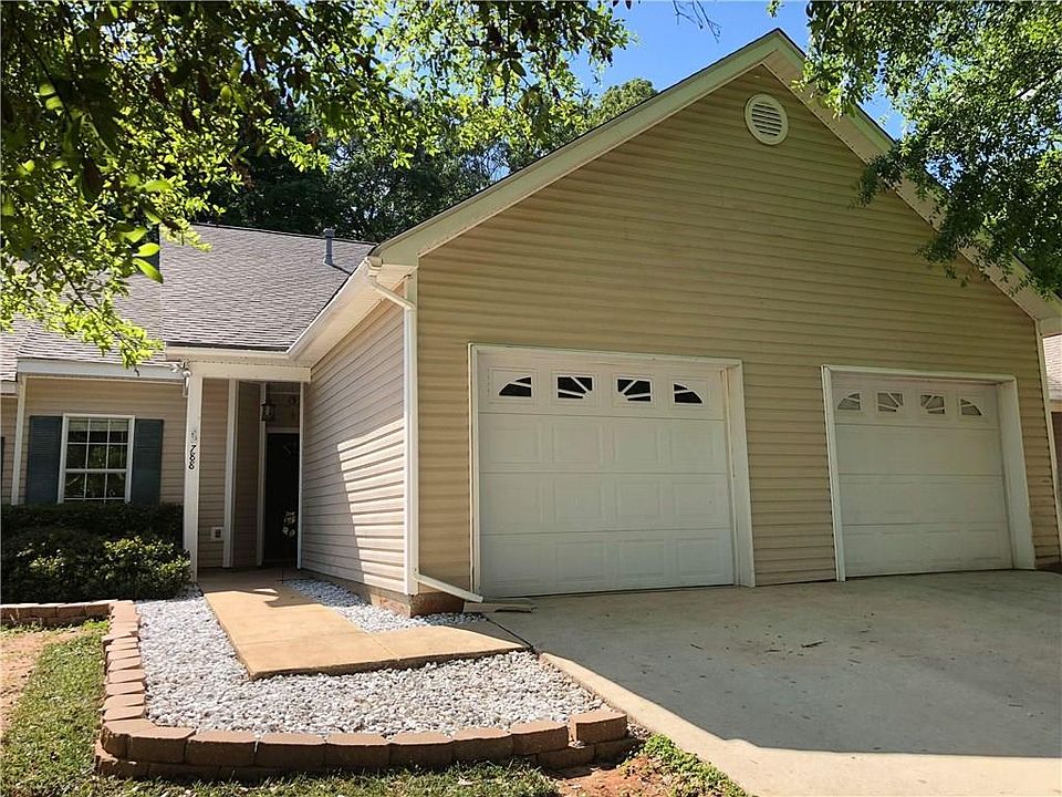 1st image of 788 Willow Bridge Dr W