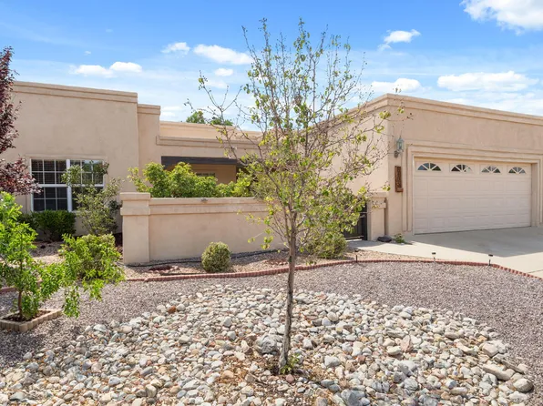 8405 Petaluma Dr NE, Albuquerque, NM 87122