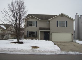 9906 Hidden Village Pl, Fort Wayne, IN 46835
