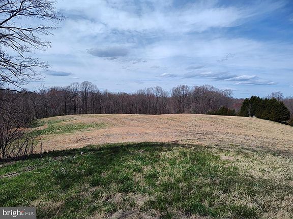 2nd image of 15226 Croom Rd