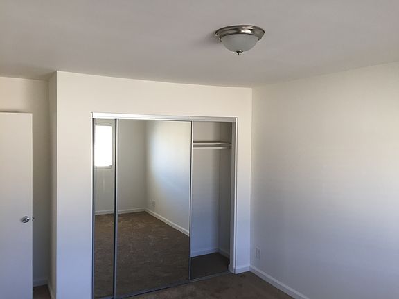 3rd image of 16685 Crenshaw Blvd APT 10