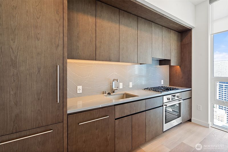2nd image of 121 Stewart Street #3302