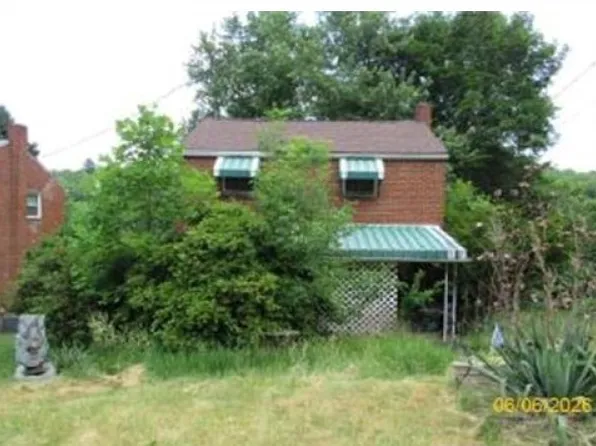 450 Cedar St, Jeannette, PA 15644