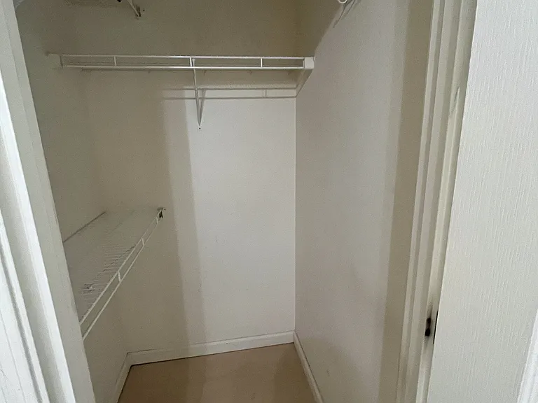 2142 N Arbor Ave — Photo 8