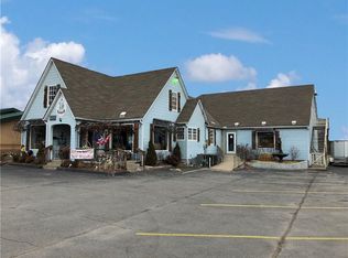 1029 W Walnut St, Rogers, AR 72756