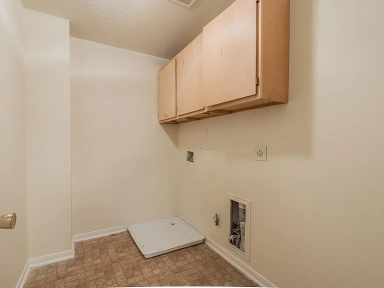 5007 Oak Stand Ct — Photo 23