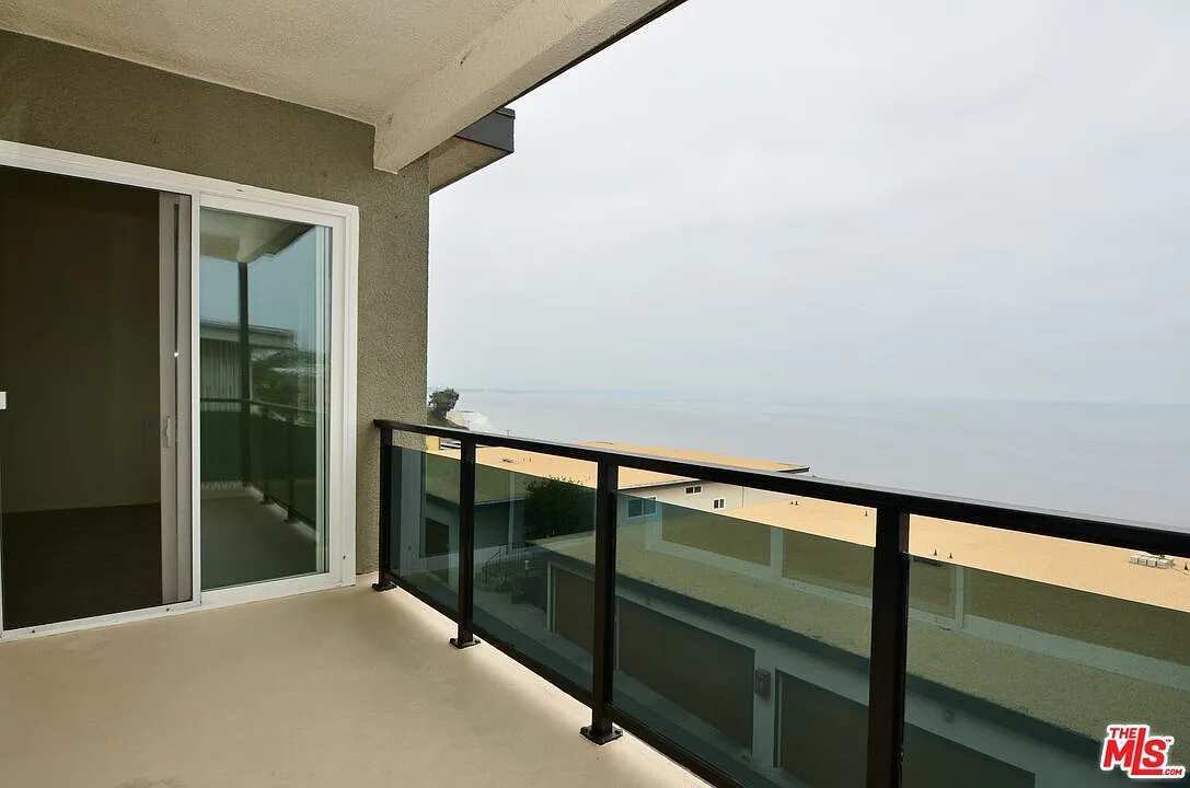 16 bed, 16.0 bath, 10258 sqft, $5,750 — Photo 1