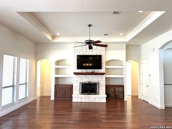 2nd image of 2712 Crest Ridge Drive