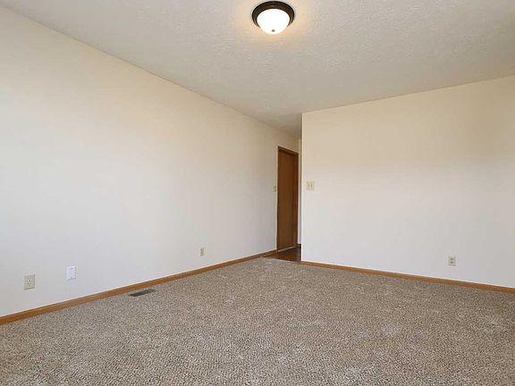 5th image of 1809 Davcohn Ave