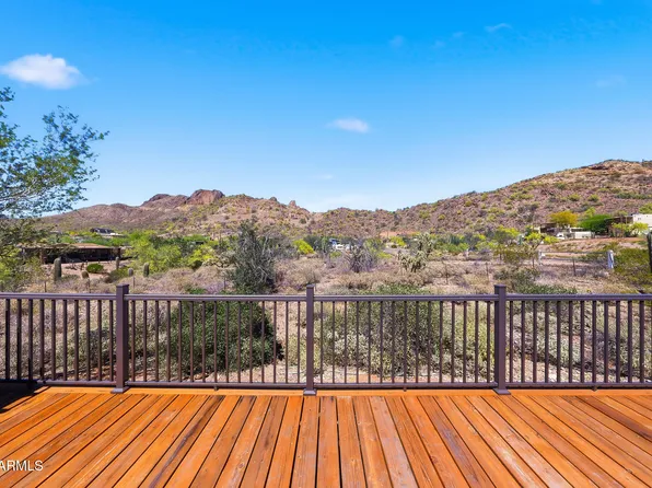 636 W SADDLE BUTTE Street, Apache Junction, AZ 85120