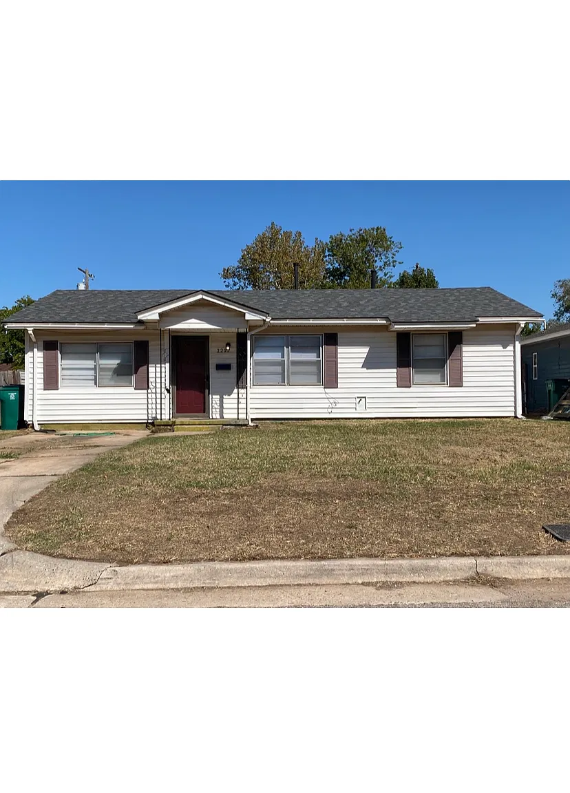 2 bed, 982 sqft, $900 — Photo 1
