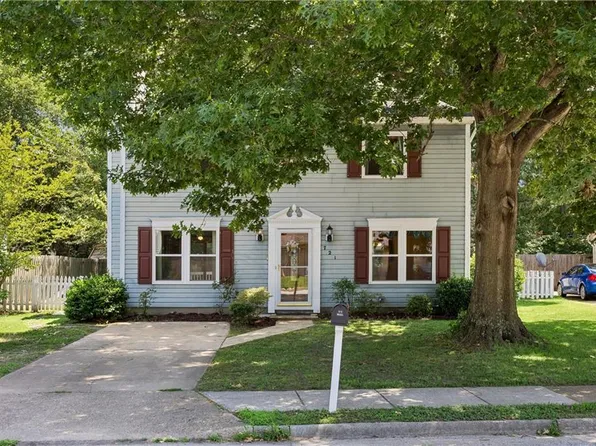 721 Chatsworth Dr, Newport News, VA 23601