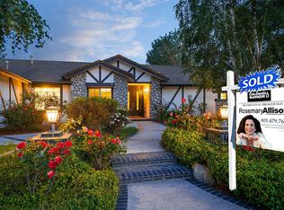 12316 Ridge Dr, Camarillo, CA 93012