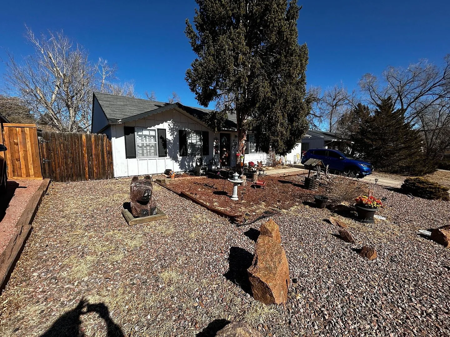3 Bed 1 Bath Home In Park Hill!! — Photo 2