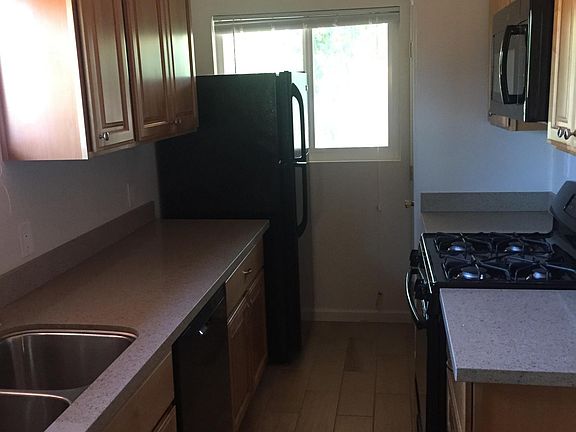 2nd image of 512 San Benito Ave #5
