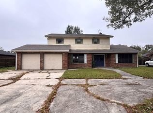137 Glenhill Dr, Houma, LA 70363