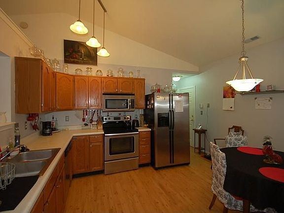 4th image of 3317 Mechanicsburg Dr