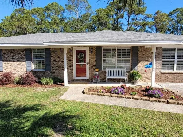 3466 Willow Ln, Gulf Breeze, FL 32563