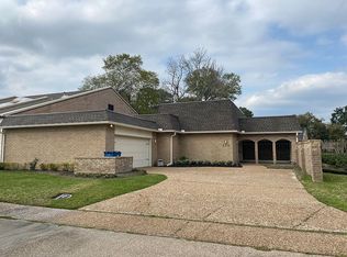210 Summerwood St, Beaumont, TX 77706