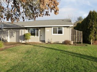 1722 SE Davis St, McMinnville, OR 97128