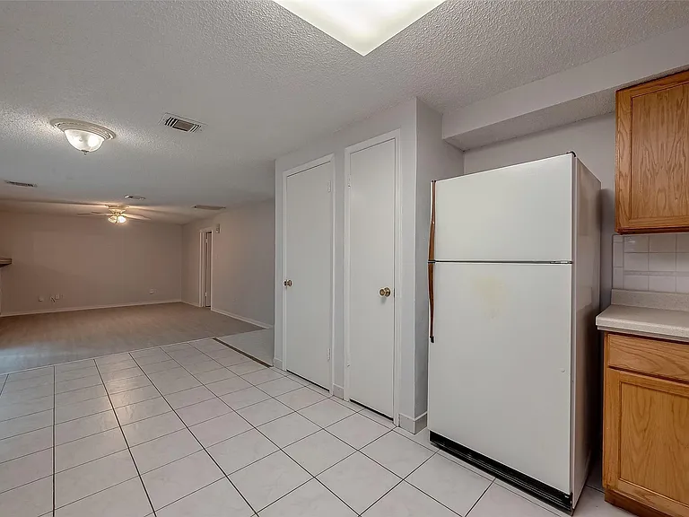 2915 Windchase Blvd — Photo 14