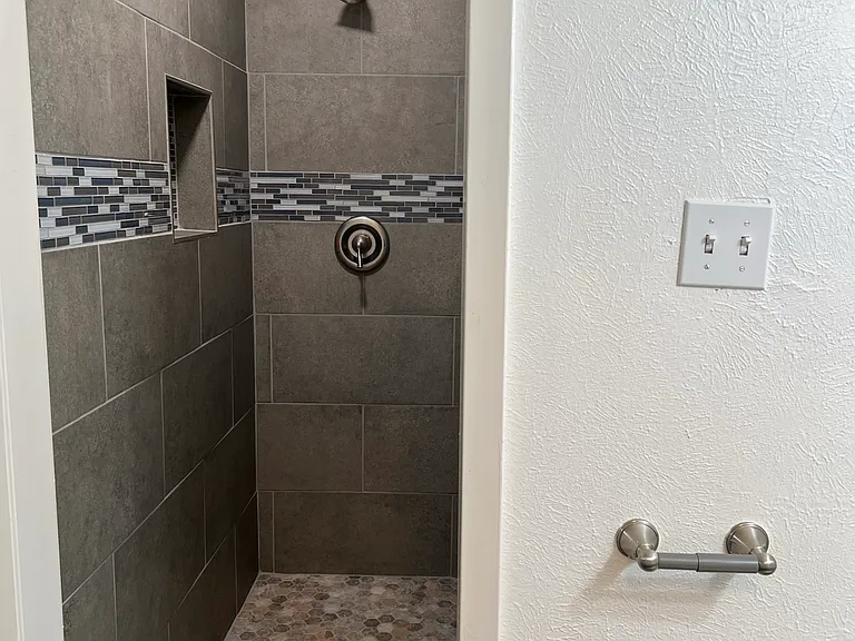 17515 Wild Willow Ln — Photo 26