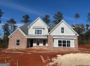 131 Hawthorne Ln, Forsyth, GA 31029