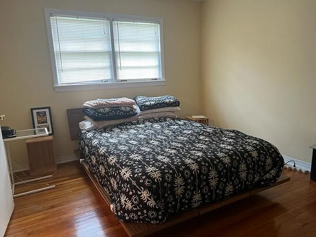 633 E College Ave — Photo 9