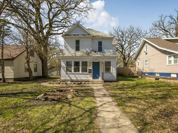 215 3rd Ave NE, Saint Cloud, MN 56304