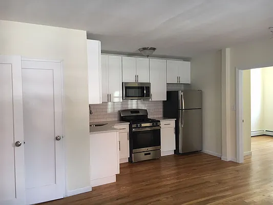 Rented by Berlin Property Group | media 11