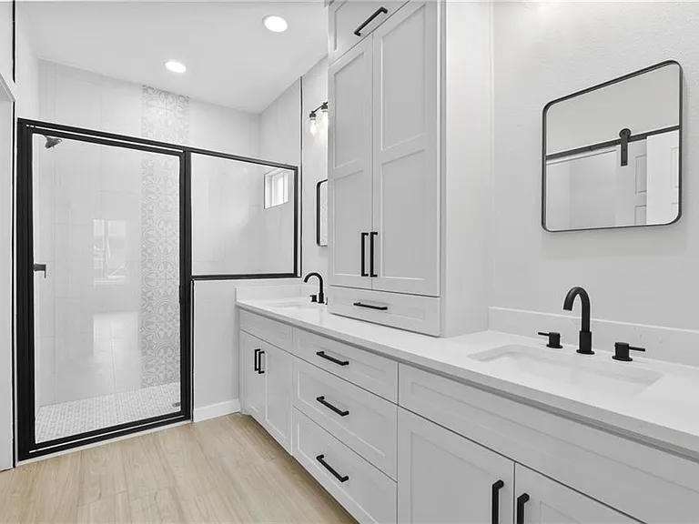 3618 Rebecca Dr — Photo 6