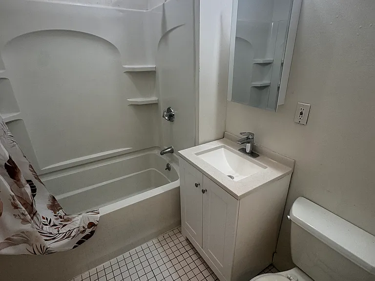 23 Belmont St #1 — Photo 4