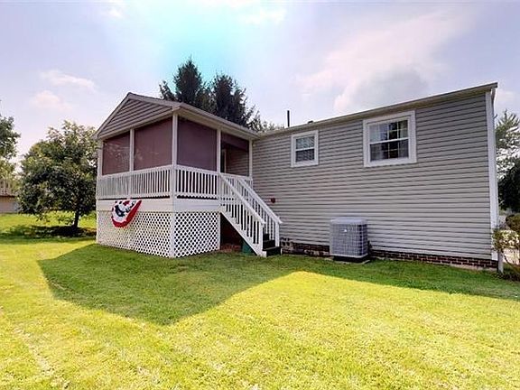 2nd image of 98 Sunridge Dr