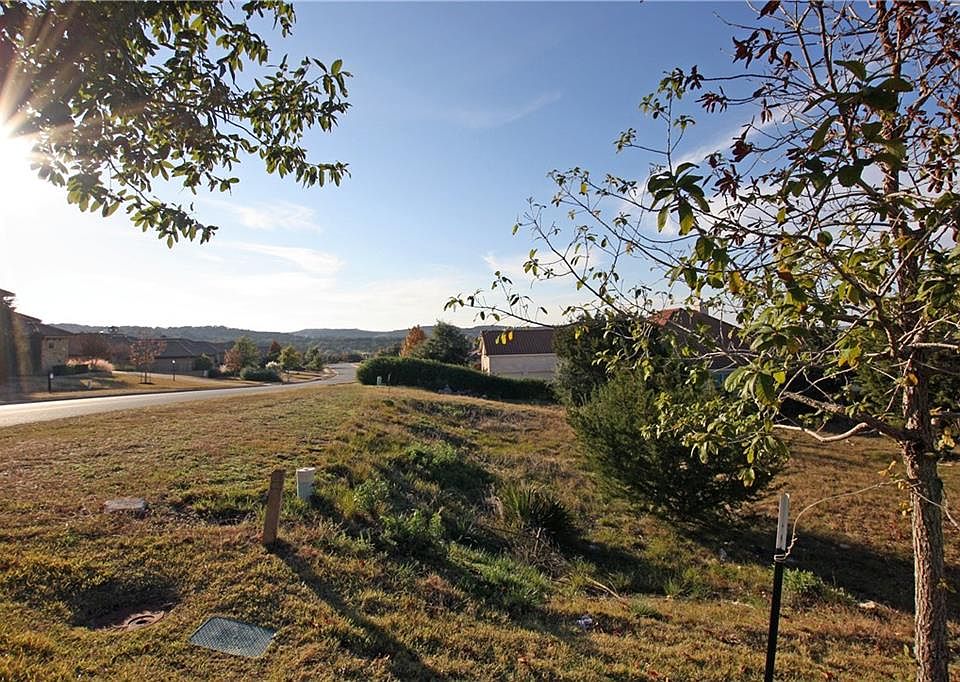 1st image of 226 Golden Bear Dr