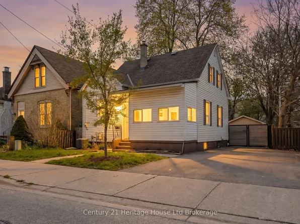 1098 Frances St, London, ON N5W 2L7