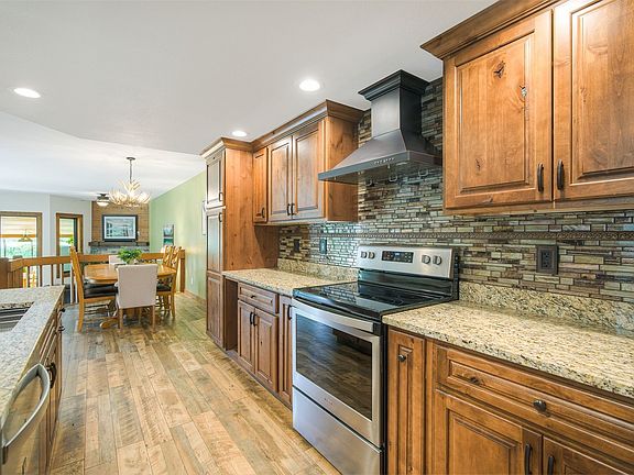 4th image of 95 Hawn Drive