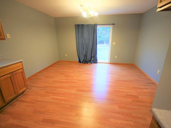 3rd image of 15818 Caring St