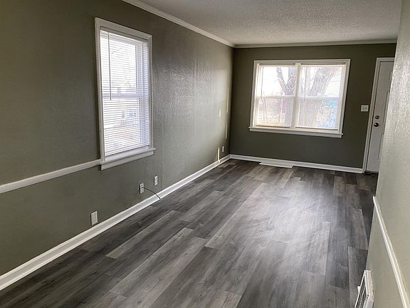 5th image of 5522 Wabash Ave