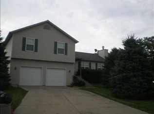 817 Yoder Ln, Danvers, IL 61732